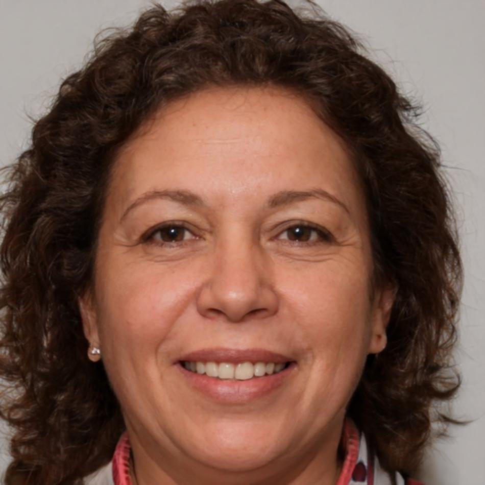 María Elena González